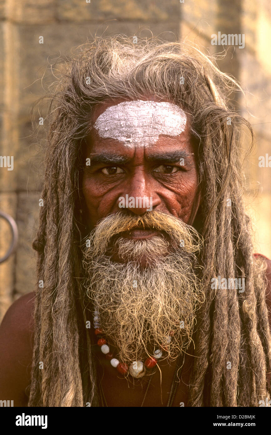 Il Nepal. Katmandu. Uomo religioso Foto Stock