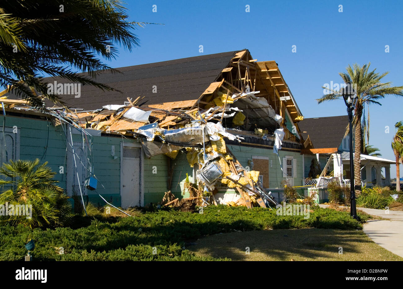 Tornado danni alle case moderne a Lady Lake Florida Foto Stock