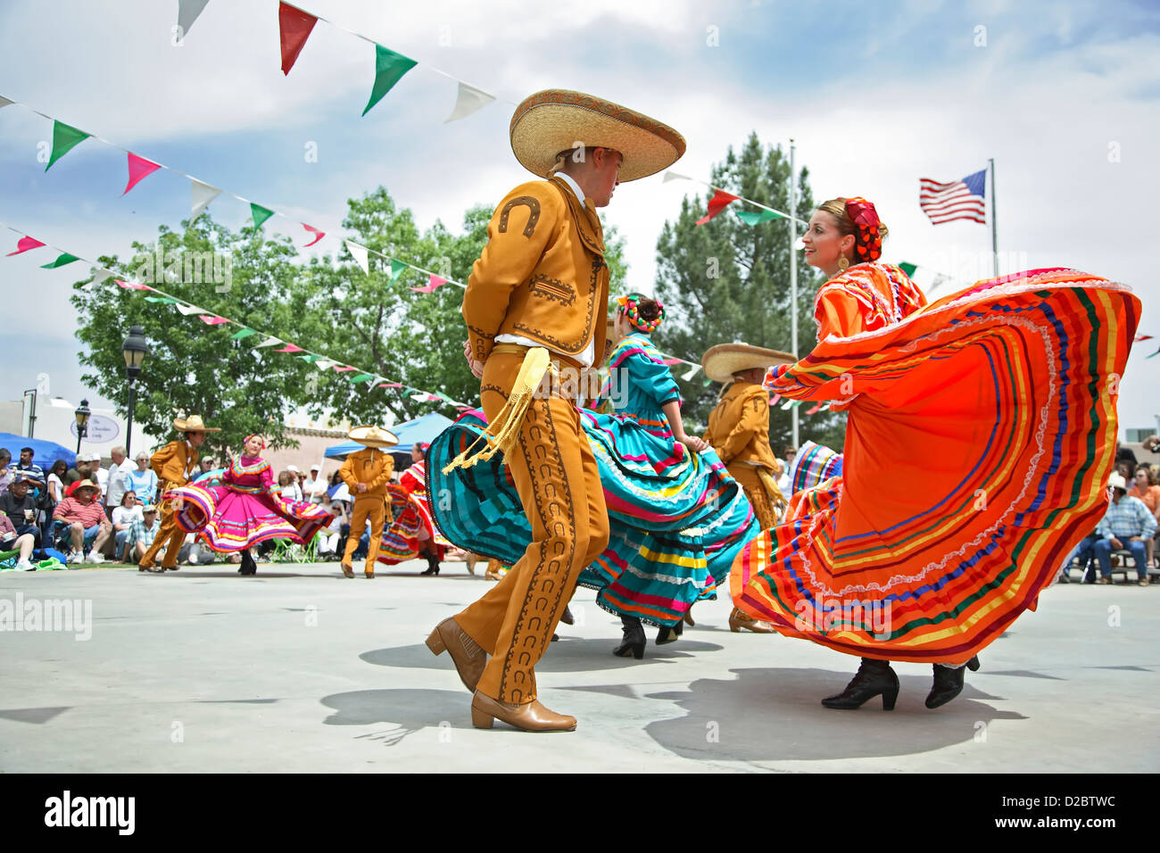 Ballerini messicano, Cinco de Mayo celebrazione, Old Mesilla, Las Cruces, Nuovo Messico USA Foto Stock