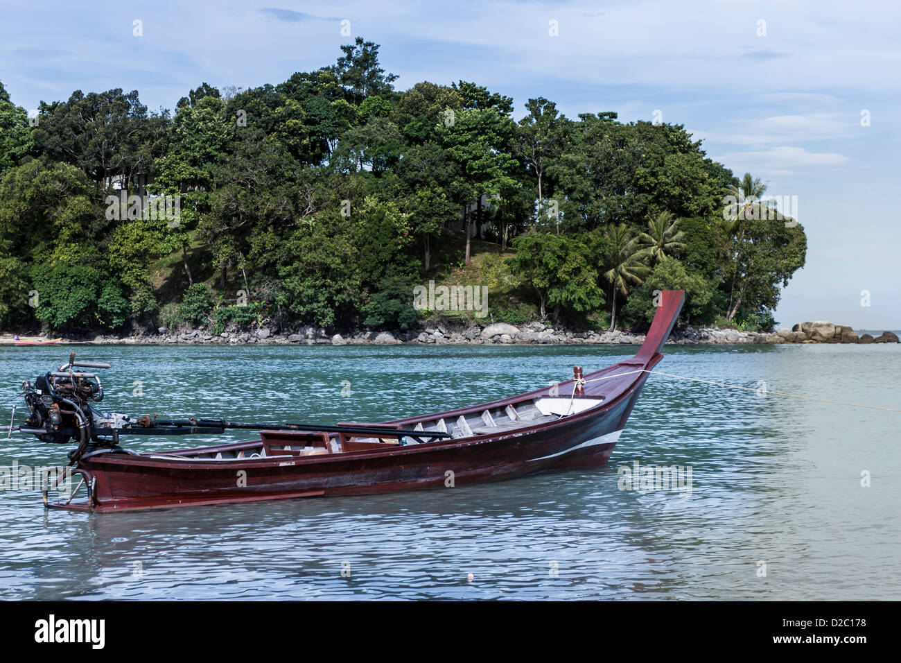 Longtail barche (Ruea Hang Yao) a Phuket, Tailandia Foto Stock