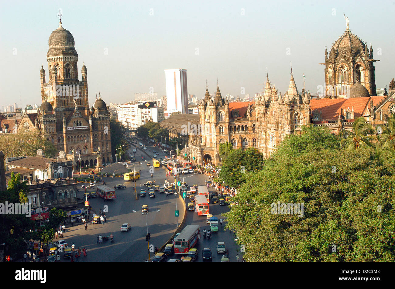 Gli edifici del patrimonio Mumbai Municipal Corporation Vt Stazione ferroviaria ( Victoria Terminus ) ora ribattezzato come stazione Cst ( Foto Stock