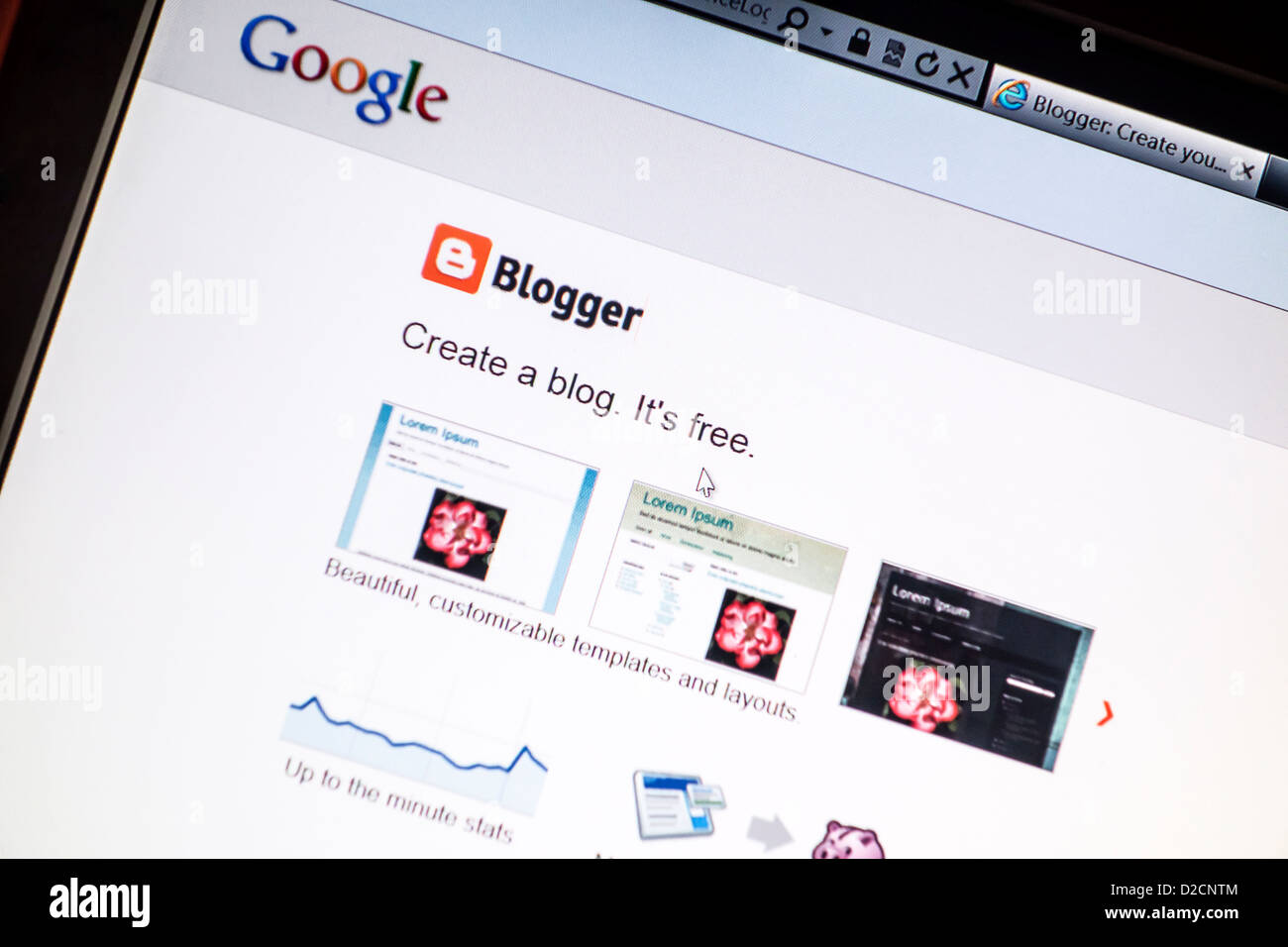 Blogger sito web visualizzato sullo schermo di un computer Foto Stock