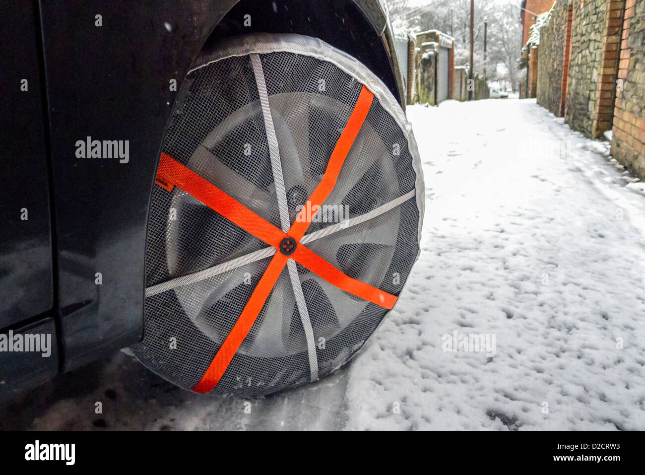 Auto Autosock pneumatico (pneumatico) dispositivo per la guida su neve e ghiaccio Foto Stock