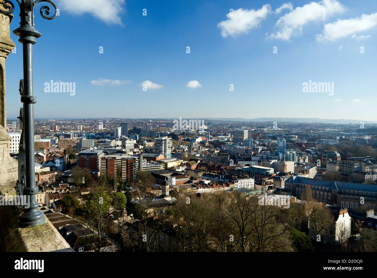 Bristol skyline dalla sommità della Cabot Tower, Brandon Hill, Bristol. Foto Stock