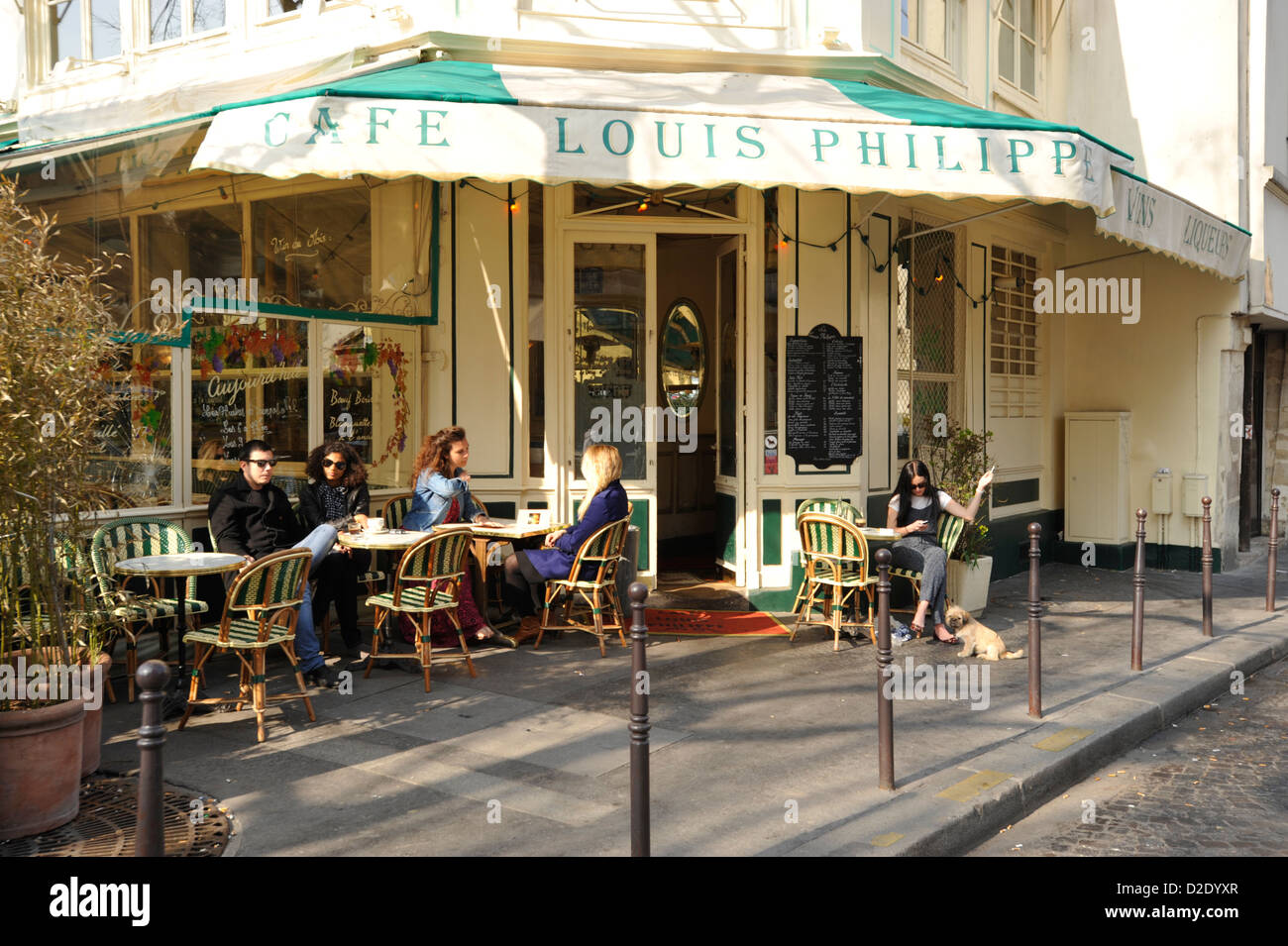 Café vicino a Notre Dame Parigi Foto Stock