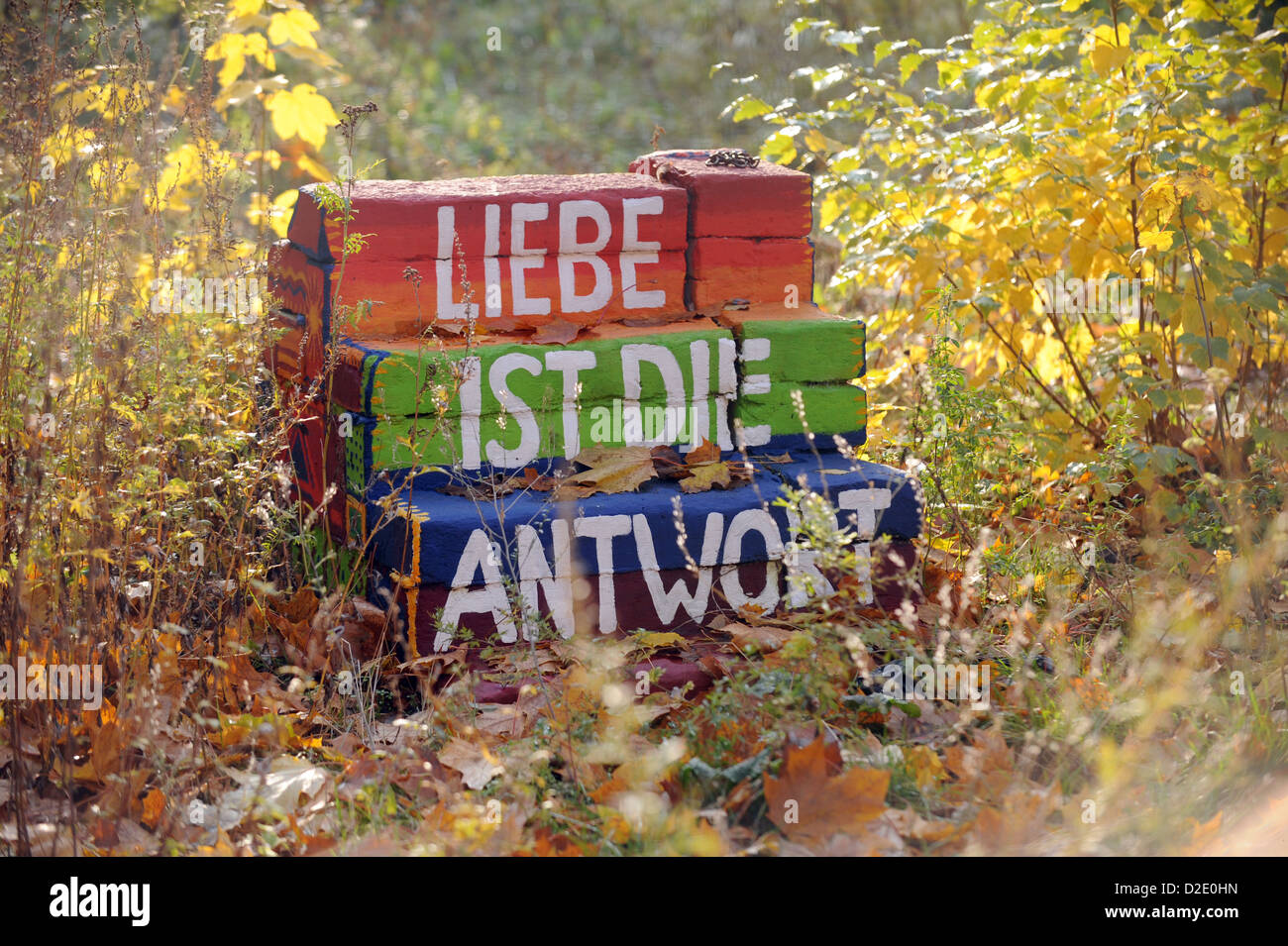 Berlino, Germania, piccola scala che recita: l amore è la risposta Foto Stock