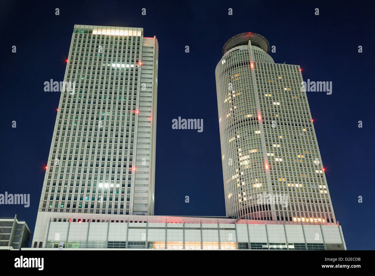 Giappone, Honshu, Aichi, Nagoya JR Central Towers Foto Stock