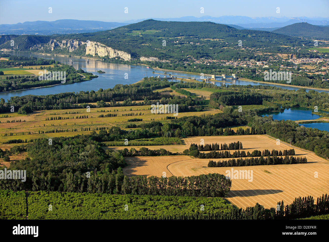 Francia, Drome (26), Donzere il paesaggio della Valle del Rodano, off le scogliere della parata di Donzere (foto aeree) Foto Stock