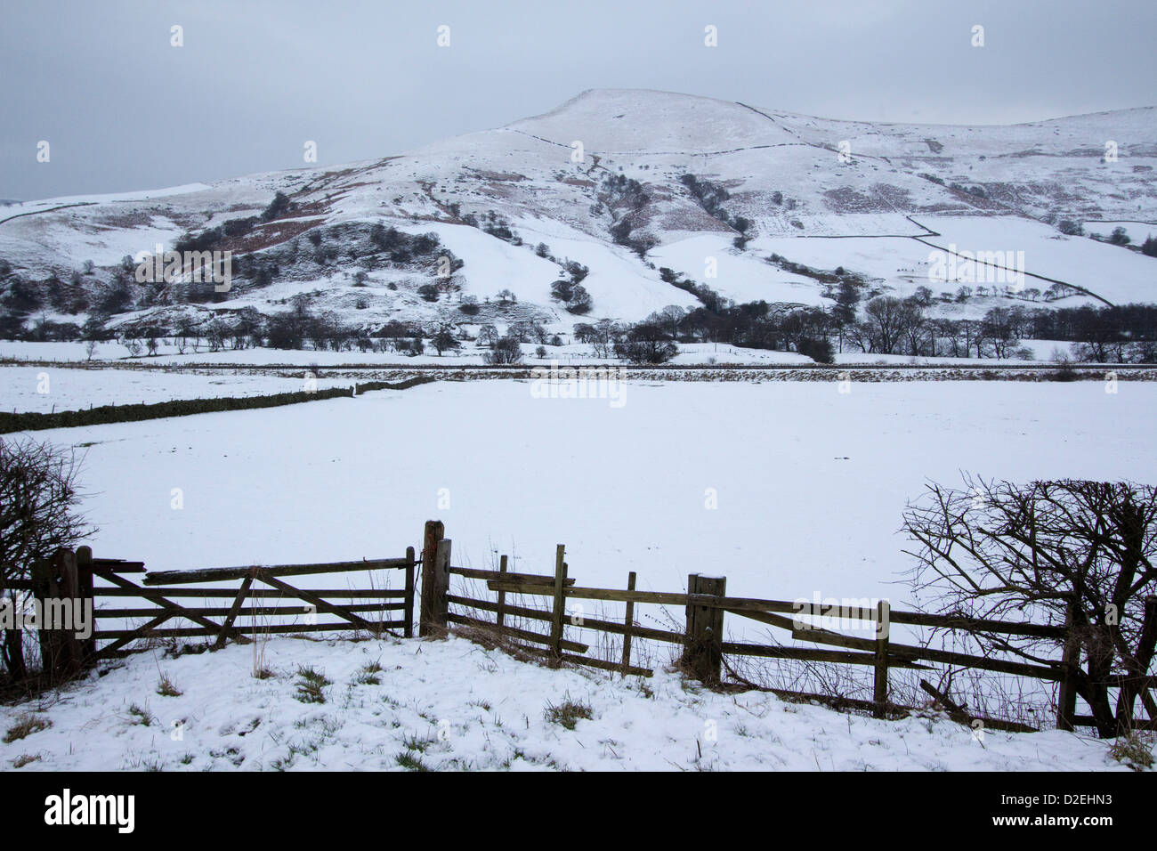 Neve invernale vale di edale derbyshire Peak District Inghilterra Regno Unito Foto Stock