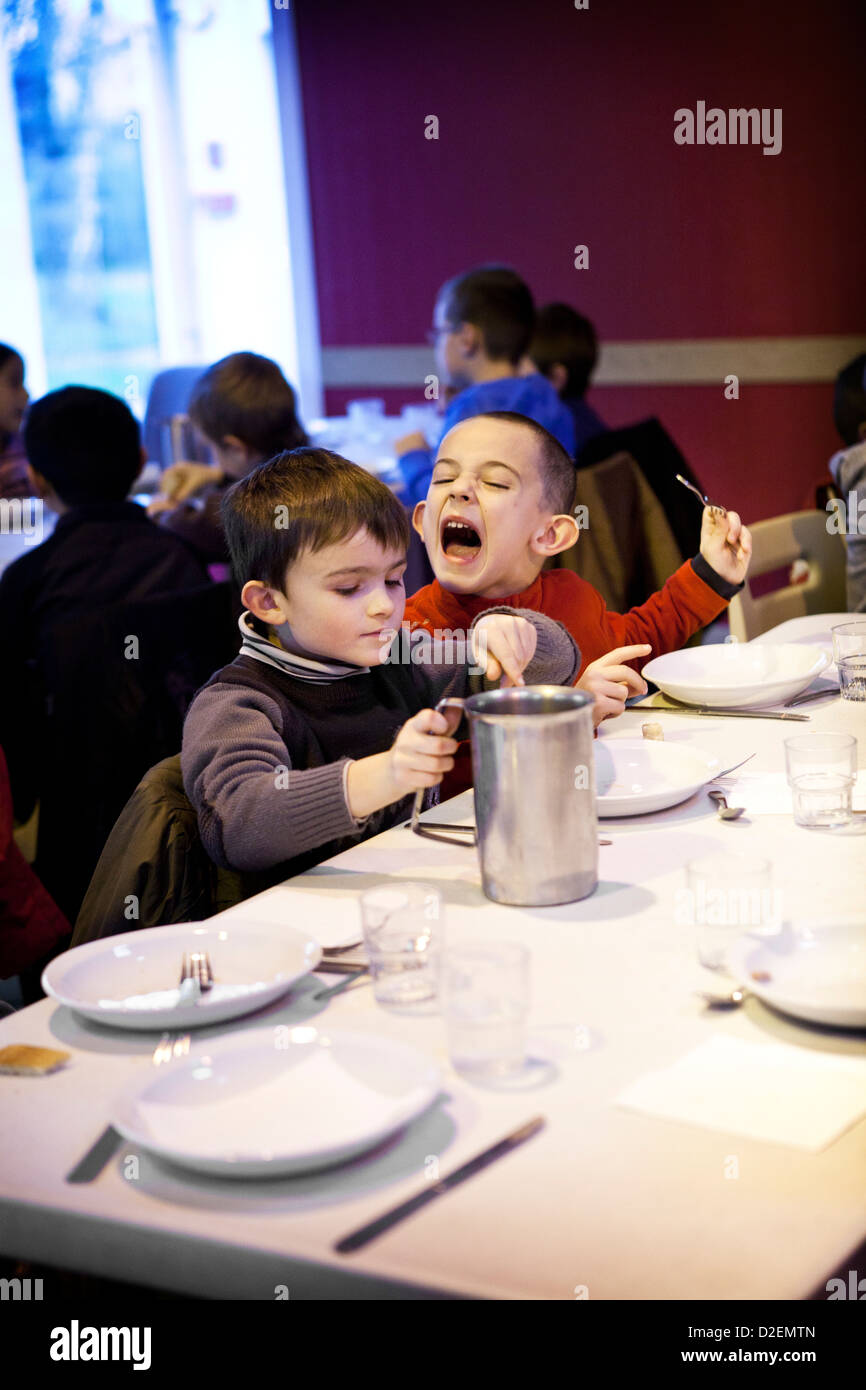 MENSA SCOLASTICA Foto Stock