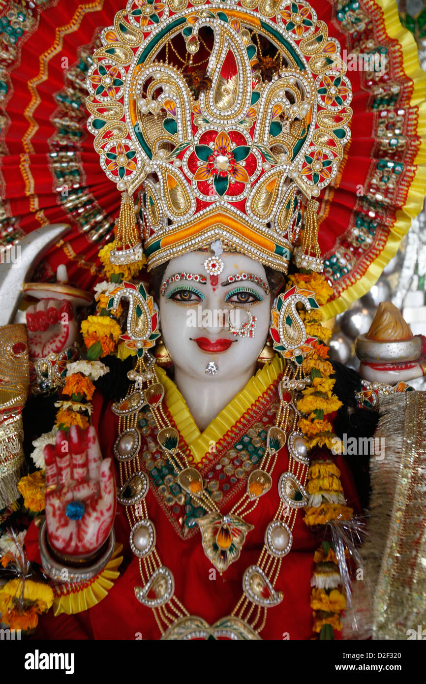 La statua della dea Durga Goverdan. India. Foto Stock