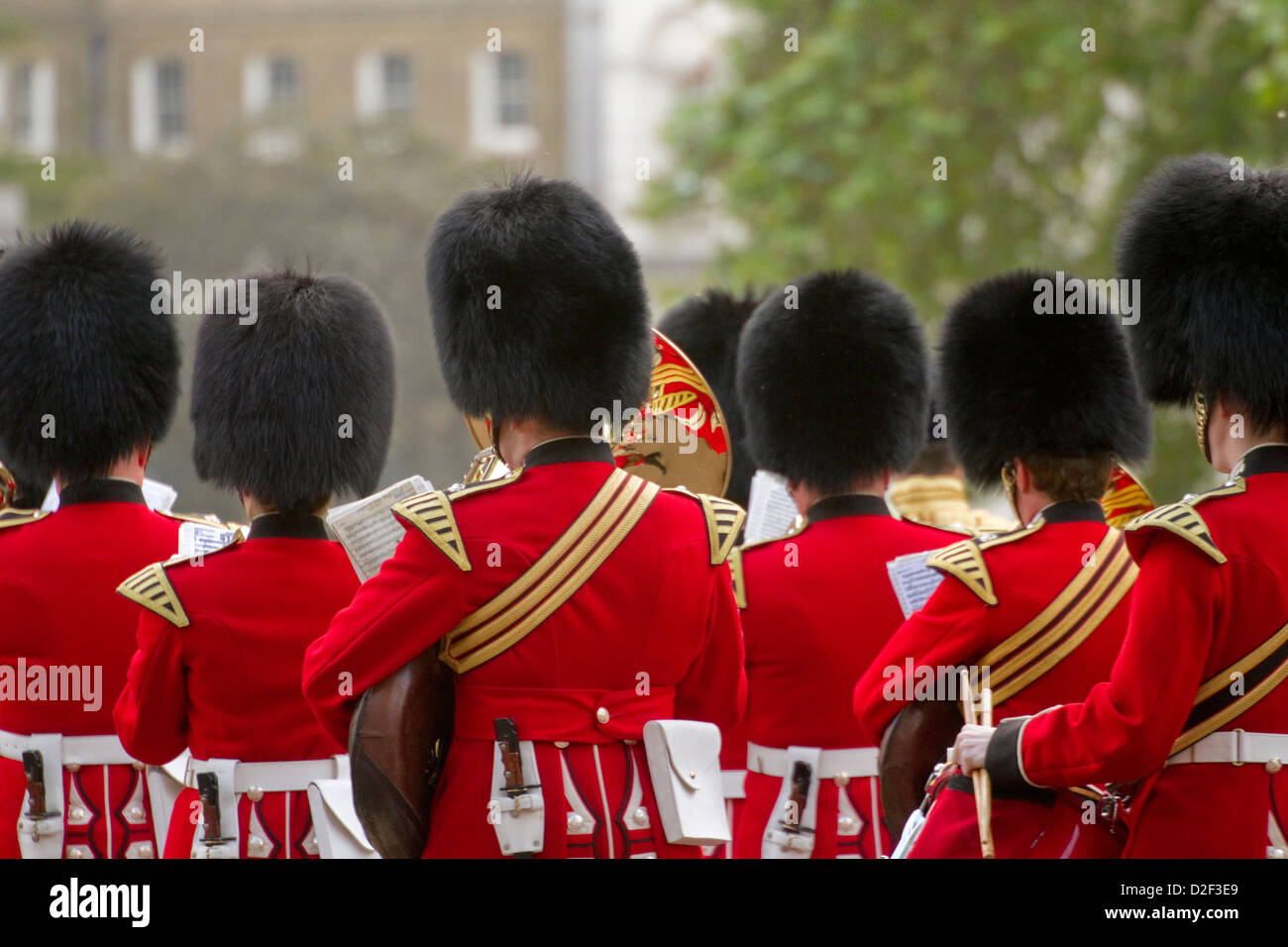 Irlandese guardie Marching Band a Whitehall London Inghilterra England Foto Stock