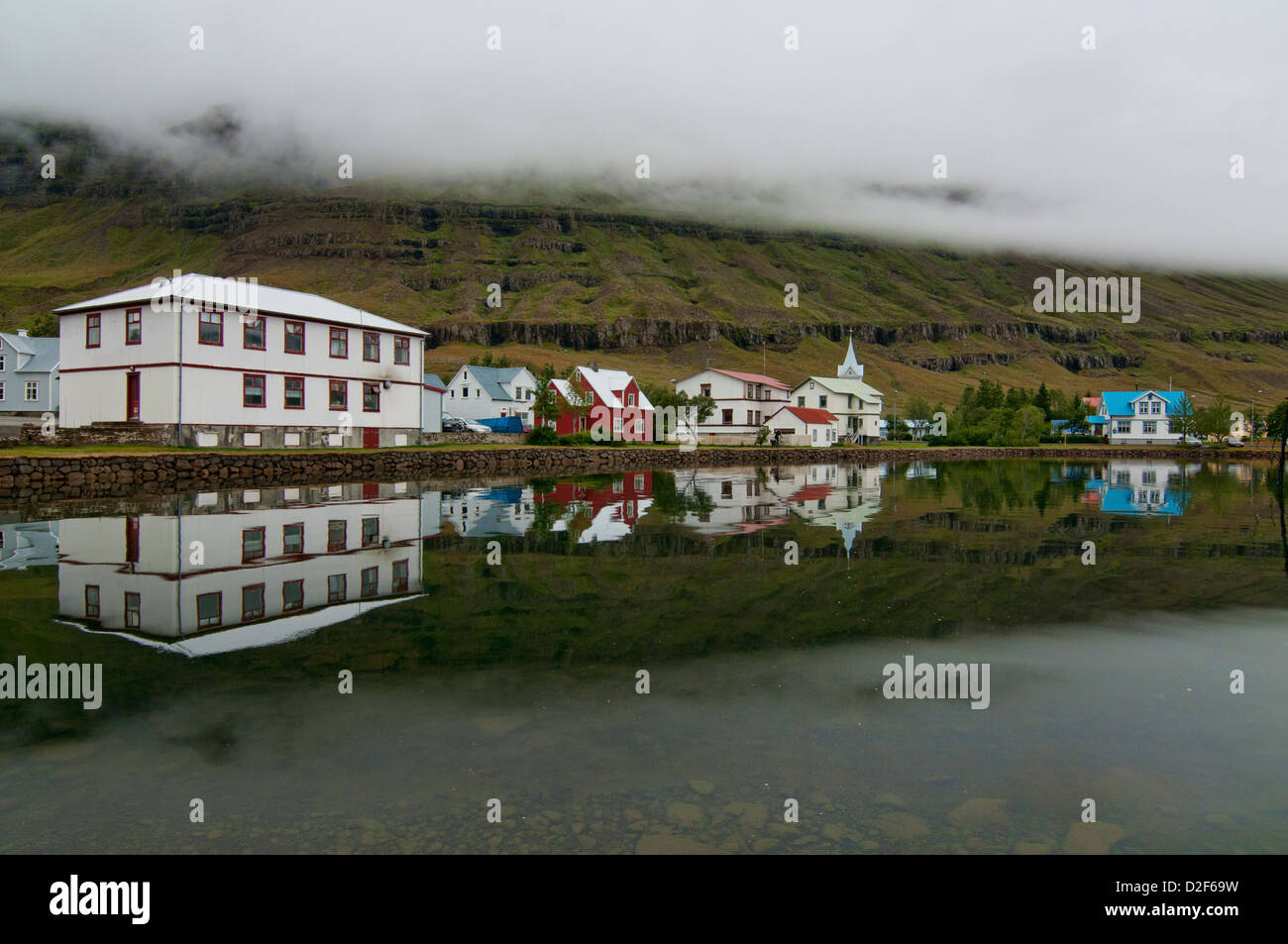 Artigianato in legno home in Seyðisfjörður Affitto, Islanda Foto Stock