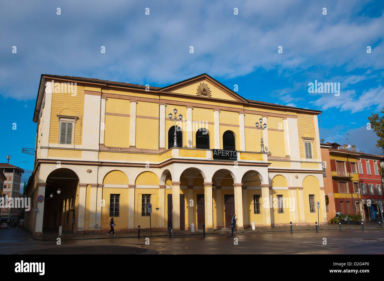 Teatro Ariosto entertainment complex Piazza della Vittoria piazza centrale di Reggio Emilia città regione Emilia Romagna Italia Foto Stock