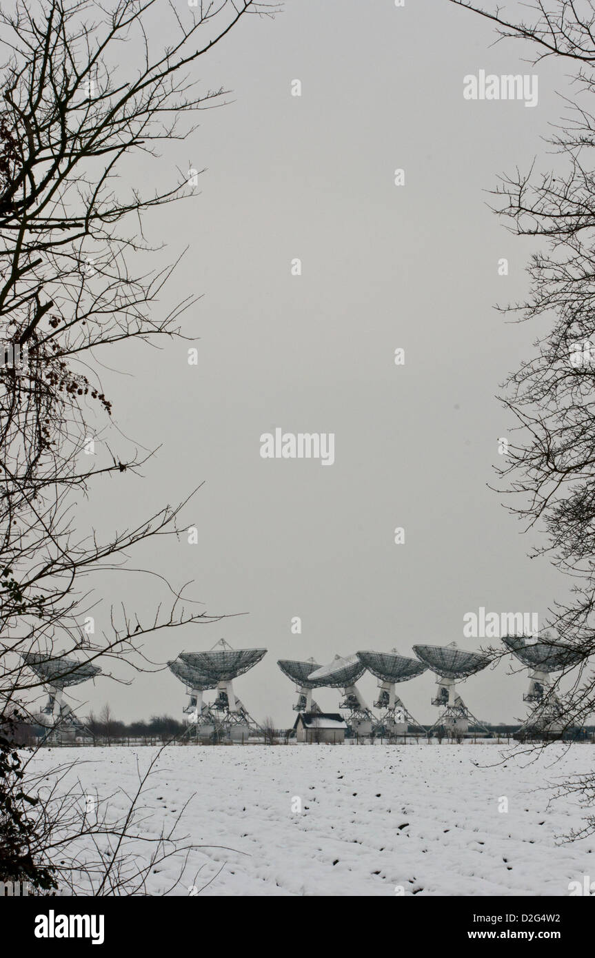Cambridge radio telescopi nella neve Foto Stock