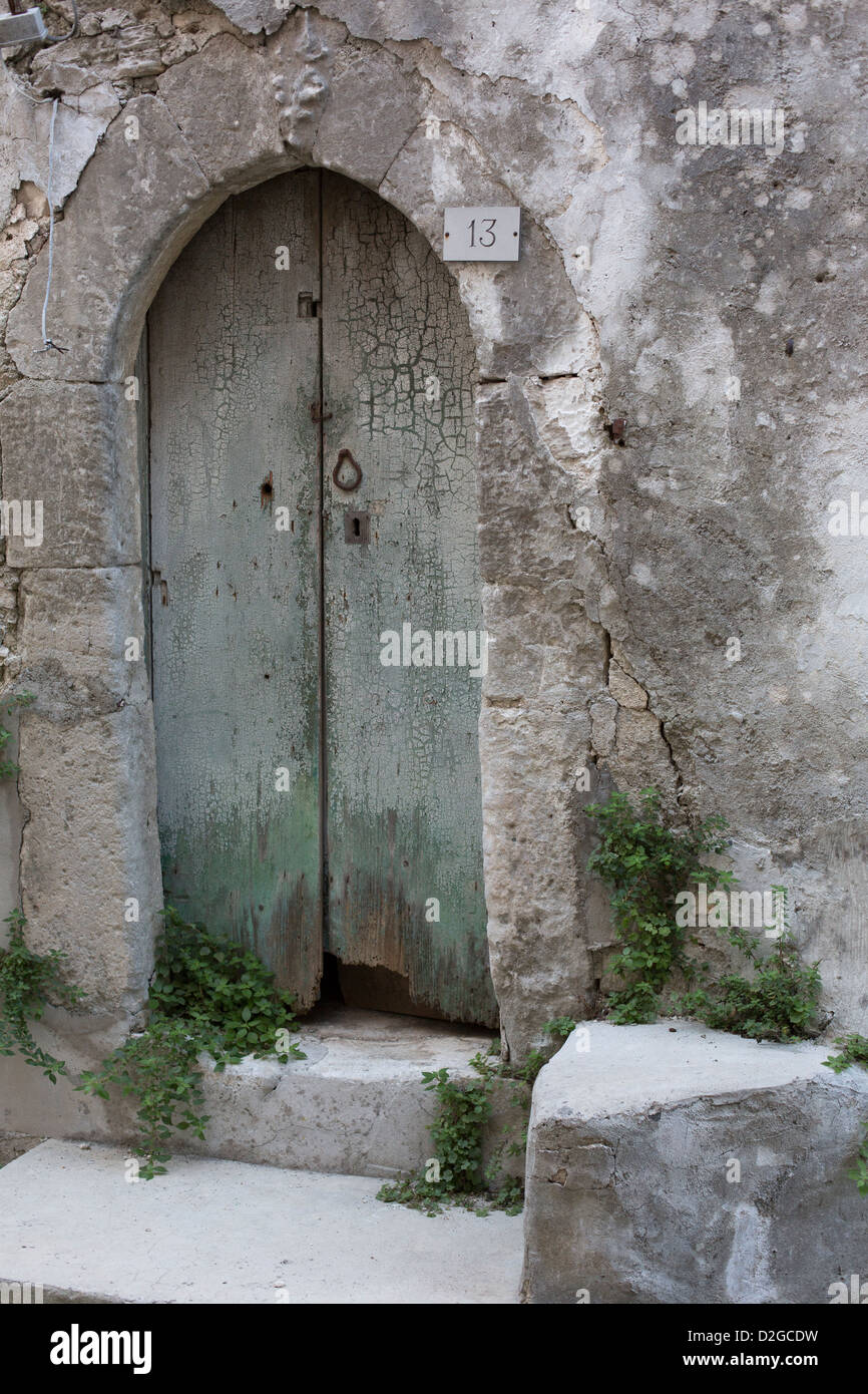 Gli edifici di vecchia costruzione case, Gargano in Puglia, Puglia, Italia Foto Stock