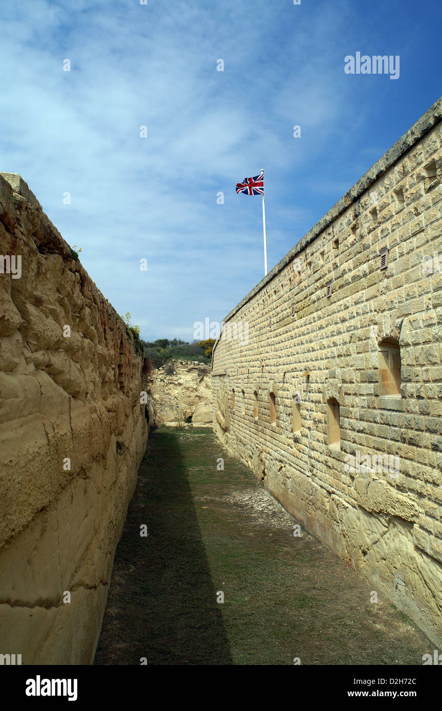 Malta, Rinella Bay, Forte Rinella, il fossato del forte. Foto Stock