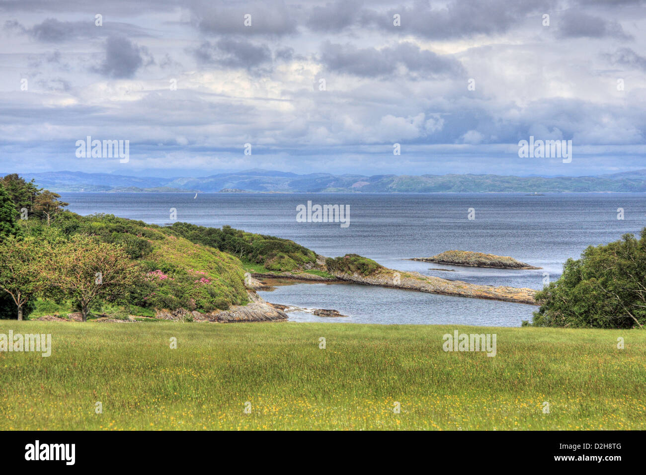 Guardando verso il basso per Ardlussa Bay sull isola di Jura, Meridionale Ebridi Interne, Scozia Foto Stock