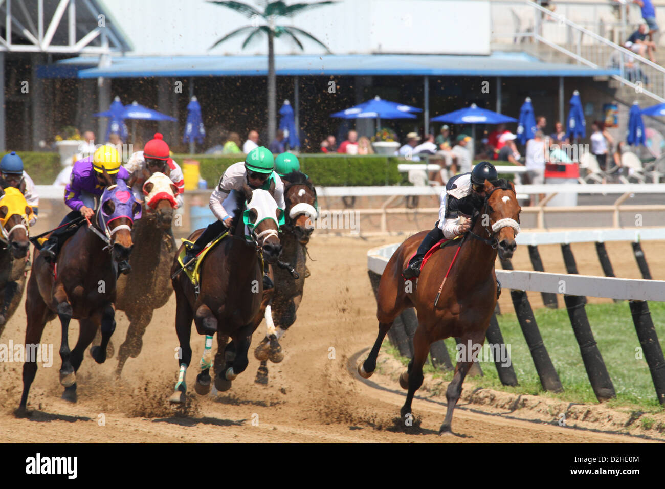 Corse a cavallo presso il River Downs via, Cincinnati, Ohio, Stati Uniti d'America. Foto Stock