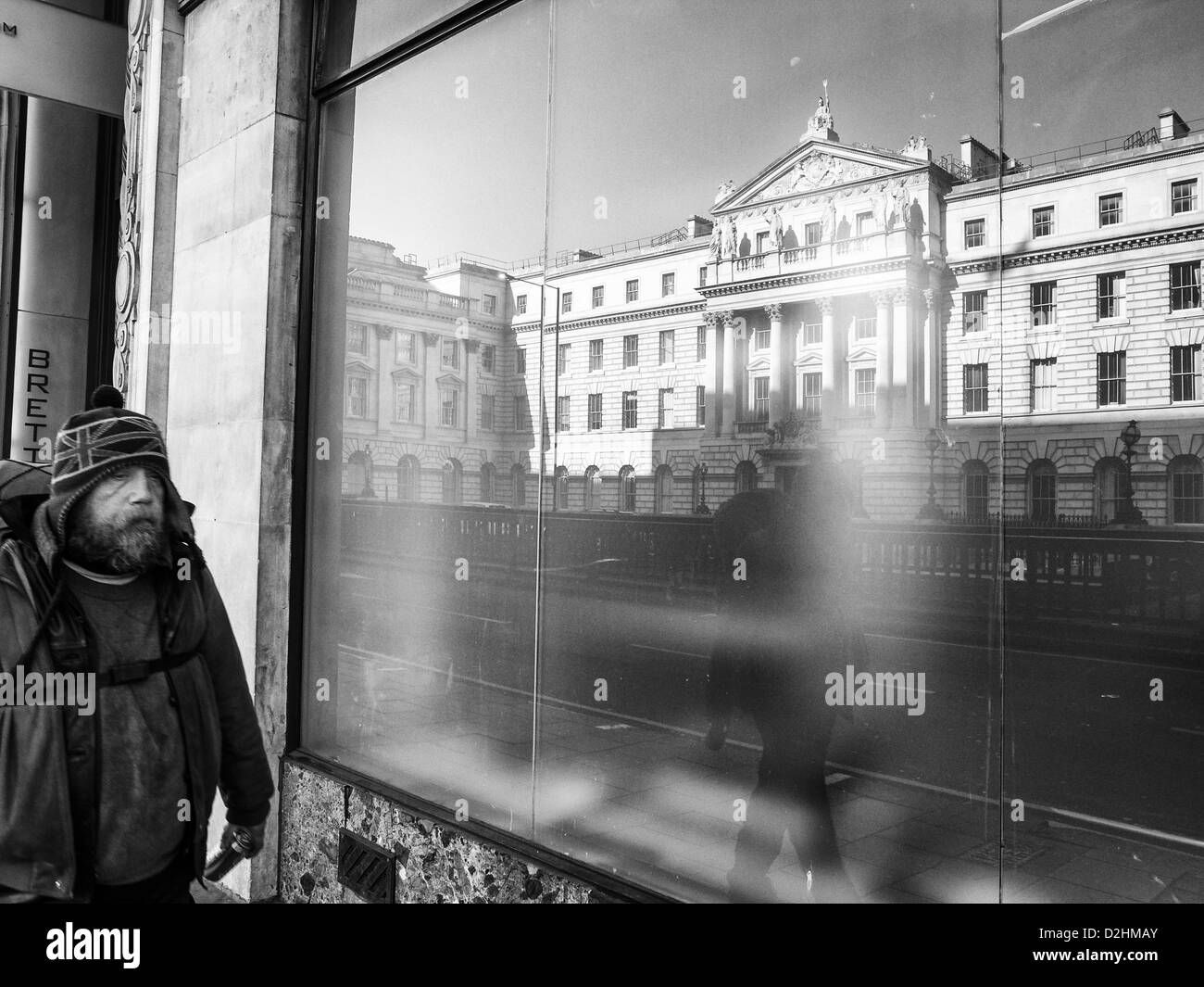 Un wanderere e di riflessione Foto Stock