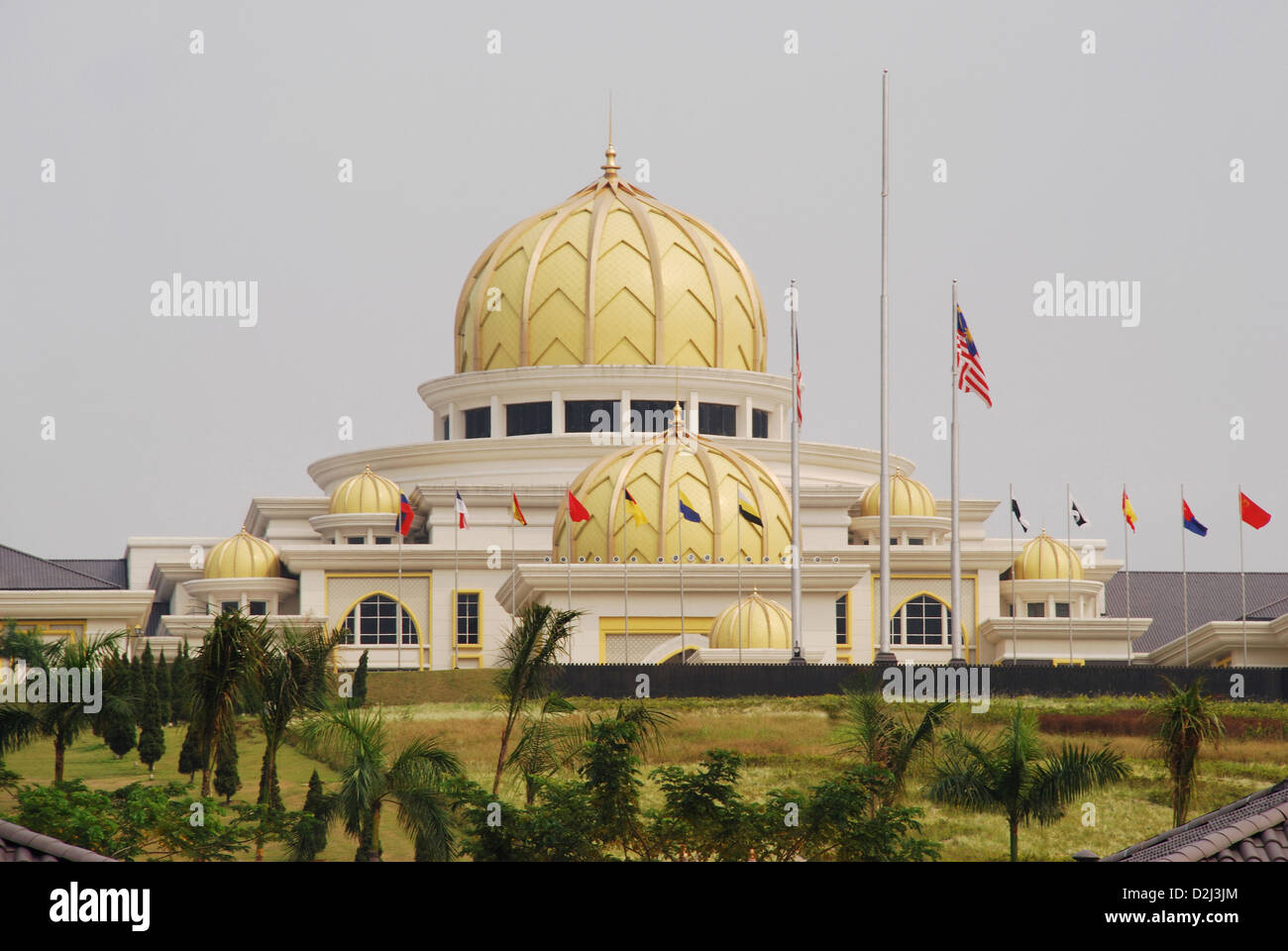 Vista del Palazzo Reale (nuovo), Istana Negara, Kuala Lumpur, Malesia Foto Stock