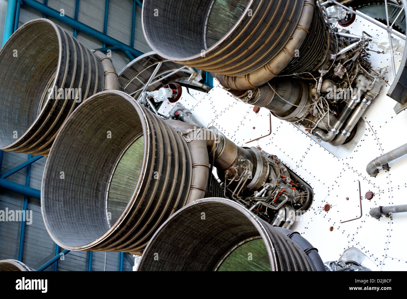 Saturn 5 1 stadio F-1 motori, Kennedy Space Center, Florida Foto Stock