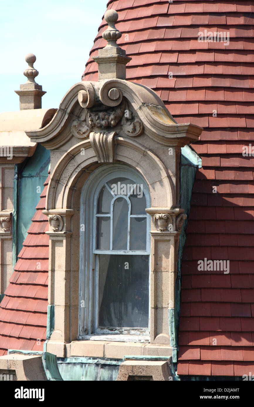 Finestra esterna su mansion castello Foto Stock