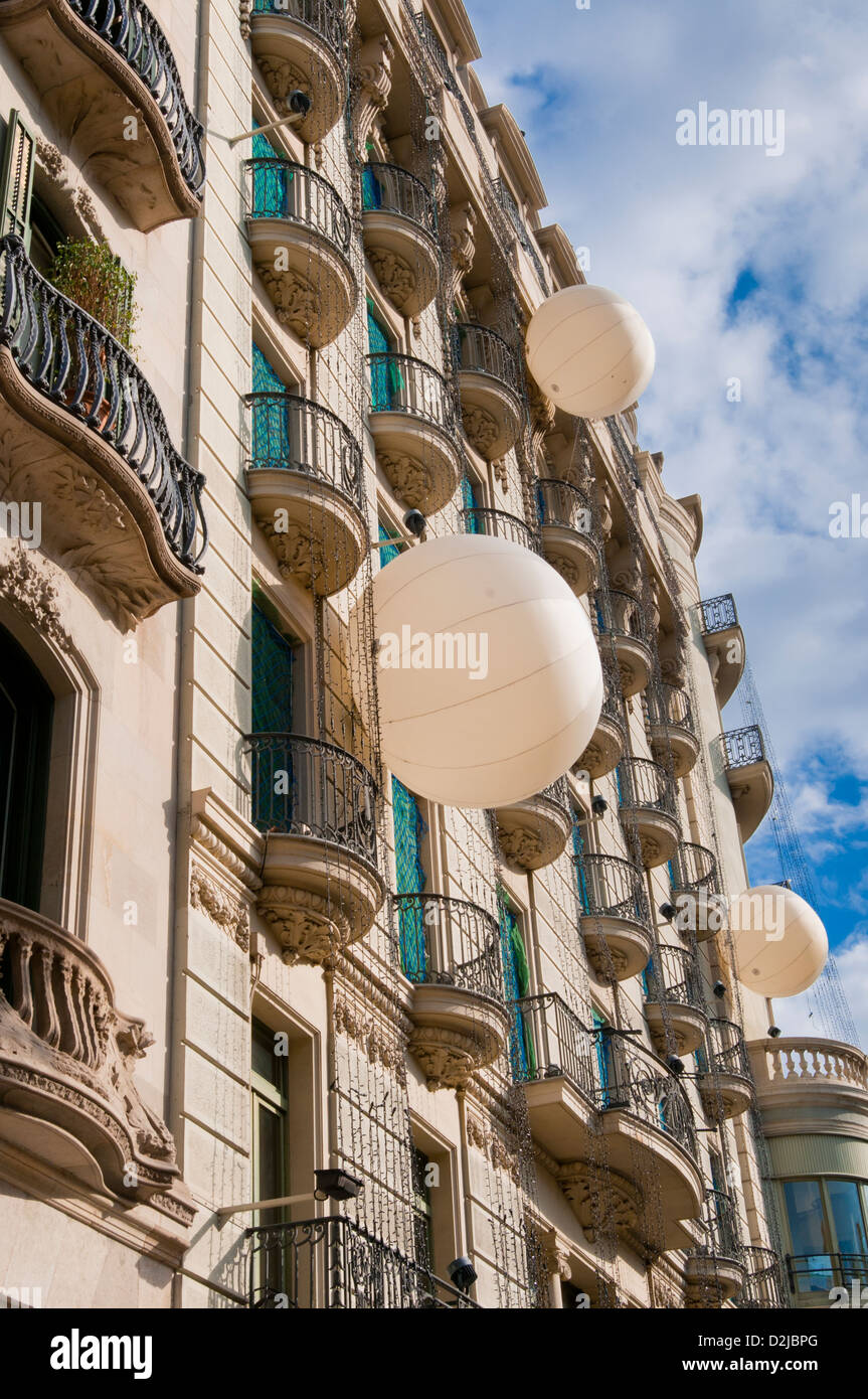 Edifici in Passeig de Gracia street, Barcellona, Catalunya (Catalogna) (Cataluña), Spagna, Europa Foto Stock