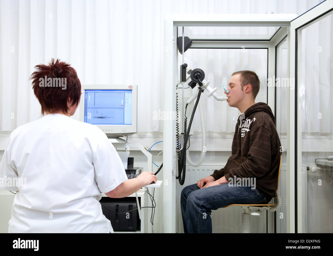 Essen, Germania, il paziente la funzione polmonare test in ospedale Foto Stock