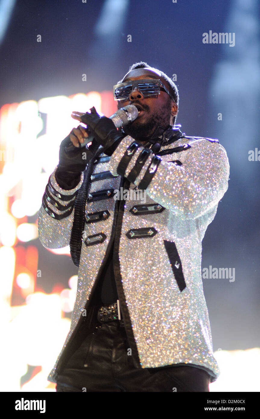Barcellona, Spagna - 3 luglio: Black Eyed Peas esegue a Estadi Cornella el Prat il 3 luglio 2010 a Barcellona, Spagna. Foto Stock
