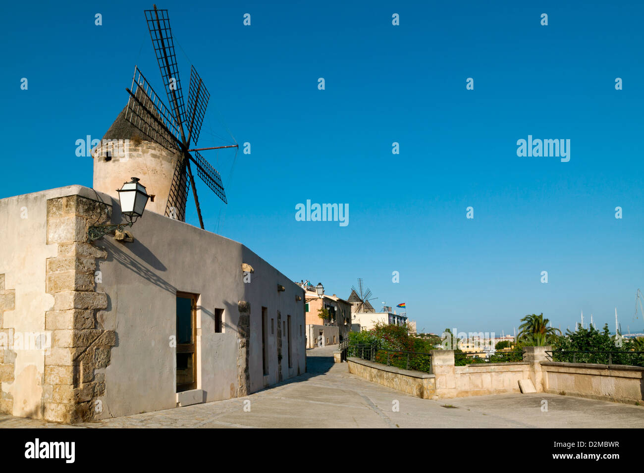 Il mulino a vento, Santa Catalina District,Palma, isola di Maiorca, Baleari, Spagna Foto Stock