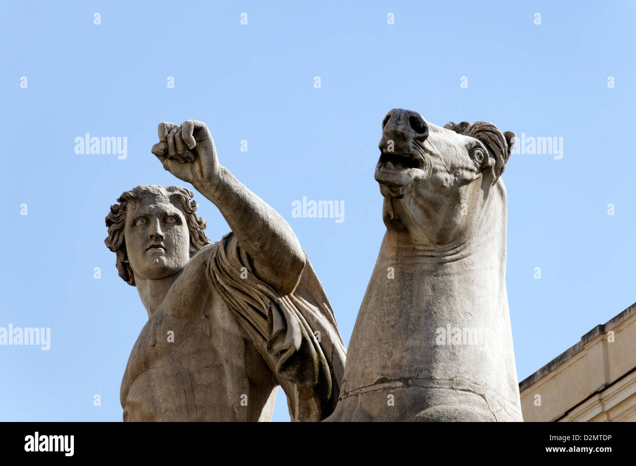 Roma. L'Italia. Fontana dei Dioscuri (figlio di Zeus) con obelisco e copie romane antiche sculture greche di Castore e Polluce Foto Stock