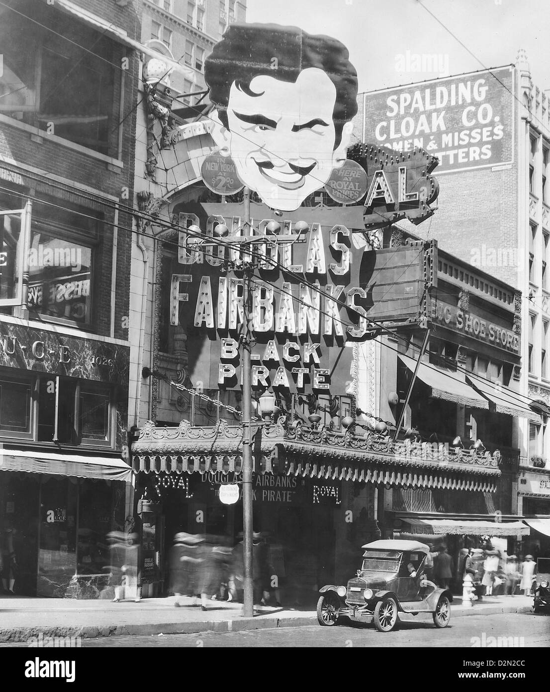 Il Pirata nero 1926 United Artists film muto con Douglas Fairbanks pubblicizzato al di fuori del Teatro Reale, Kansas City Foto Stock