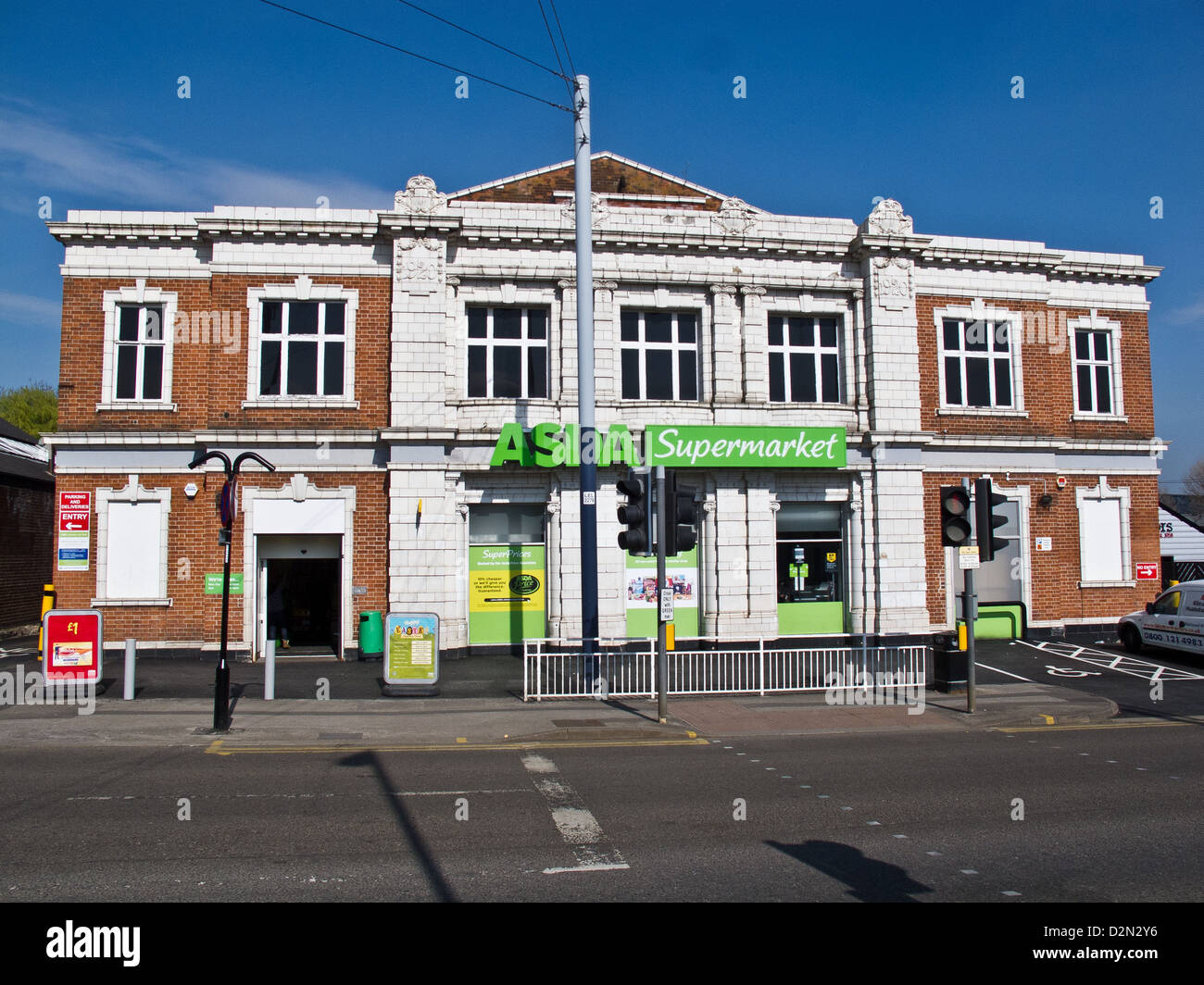 Supermercato Asda sulla strada Middlewood Sheffield England Regno Unito Foto Stock