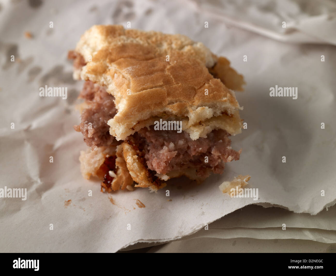 Hamburger di carne, carni bovine, cavallo, mucca pazza, bovini, mucca, carne di cavallo, BAP, pane, macelleria, victualler, burger,prendere via,fast food, Foto Stock