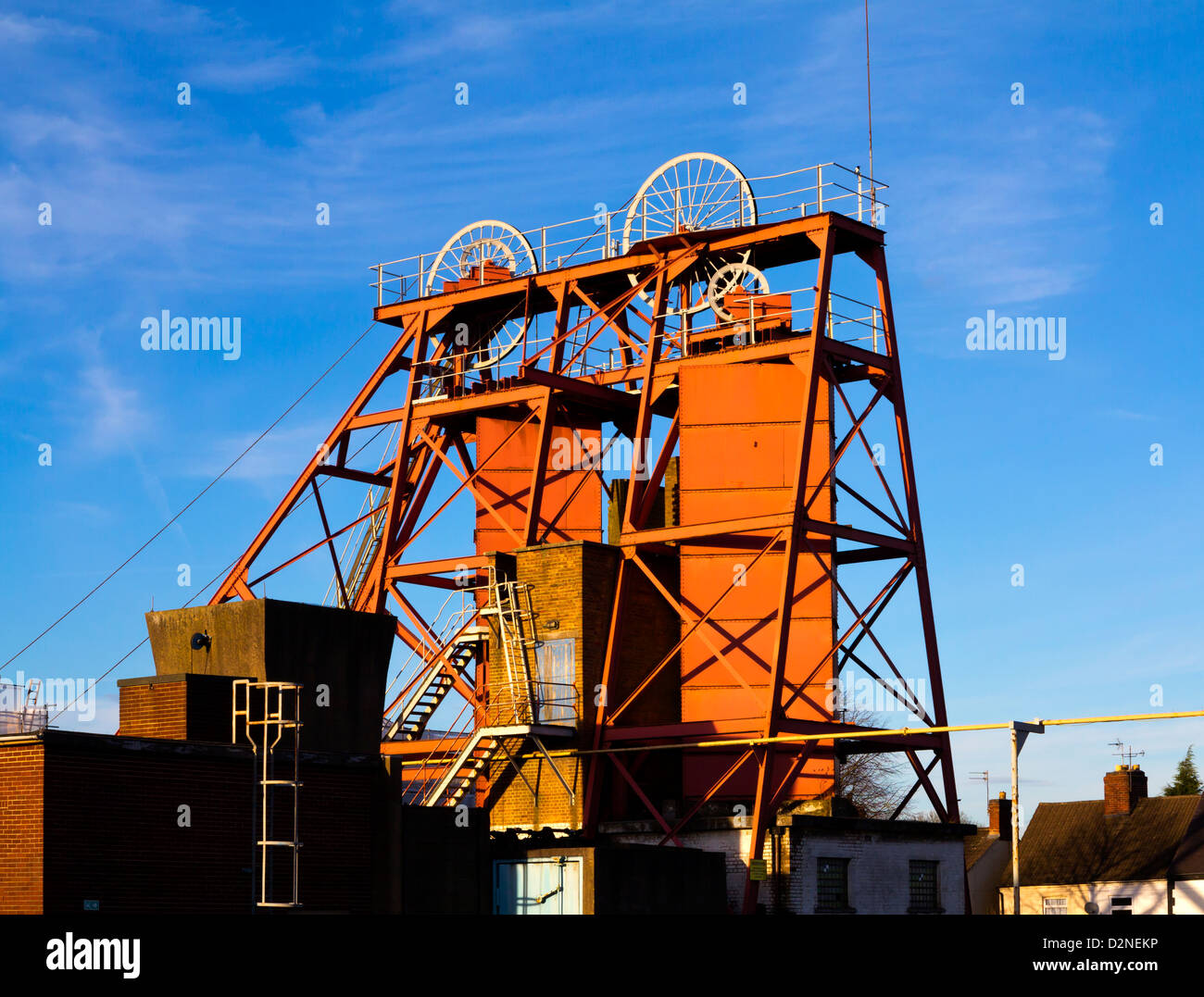Ruota di avvolgimento a Snibston colliery Coalville LEICESTERSHIRE REGNO UNITO che ha chiuso nel 1983 ed è ora parte di Snibston Discovery Museum Foto Stock