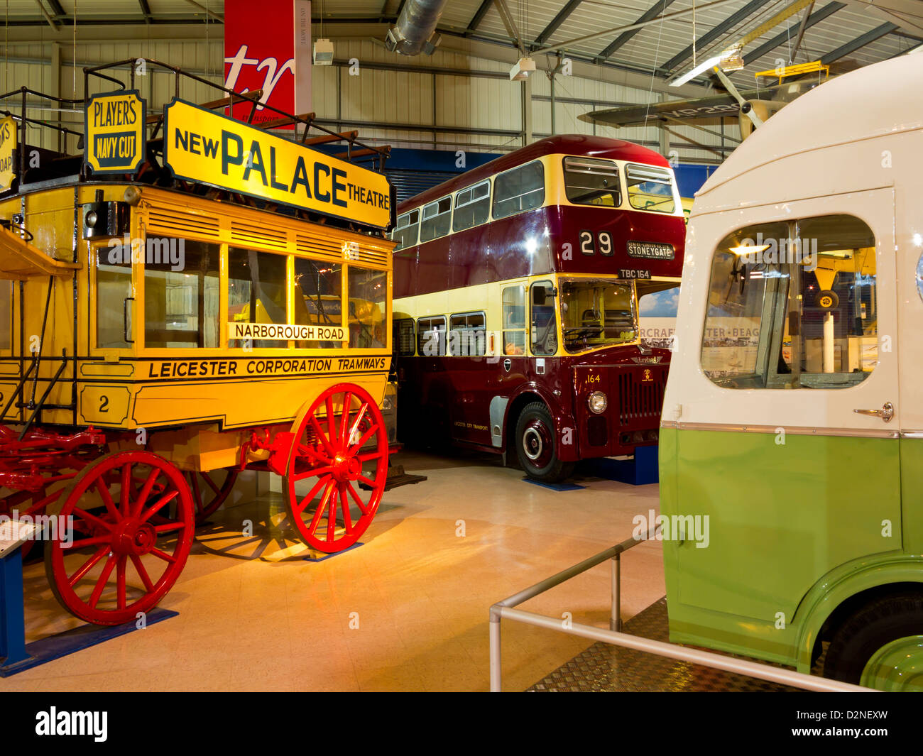 Interno di trasporto presenta a Snibston Discovery Museum a Coalville LEICESTERSHIRE REGNO UNITO che si è aperto in 1992 Foto Stock