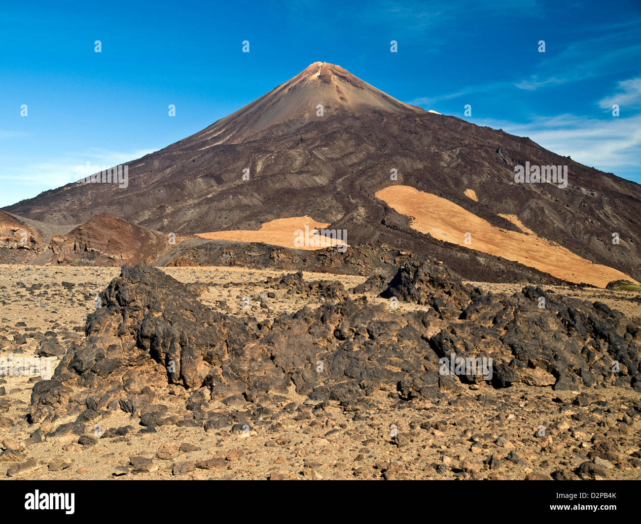 Pico de Teide, la montagna più alta della Spagna, sull'isola di Tenerife, Isole Canarie, Spagna Foto Stock