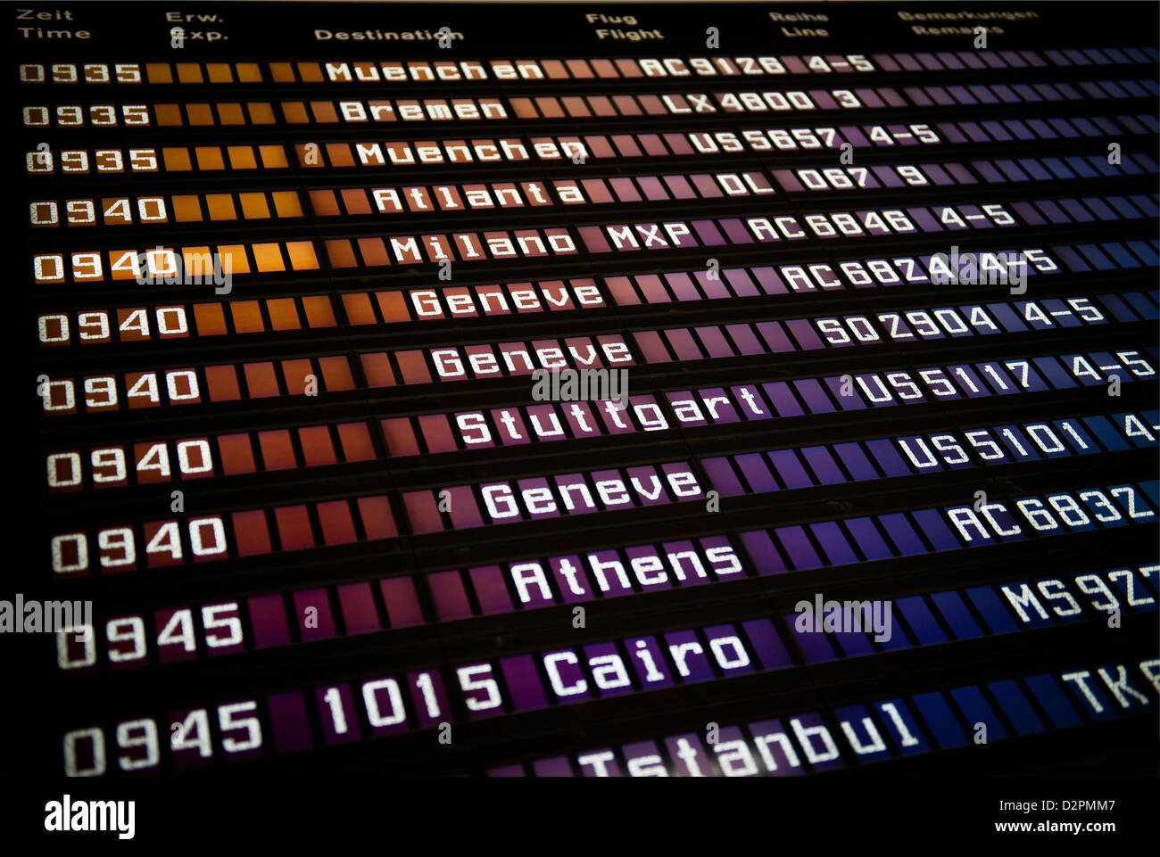Aeroporto di display di partenza Foto Stock Aeroporto di display di partenza Foto Stock
