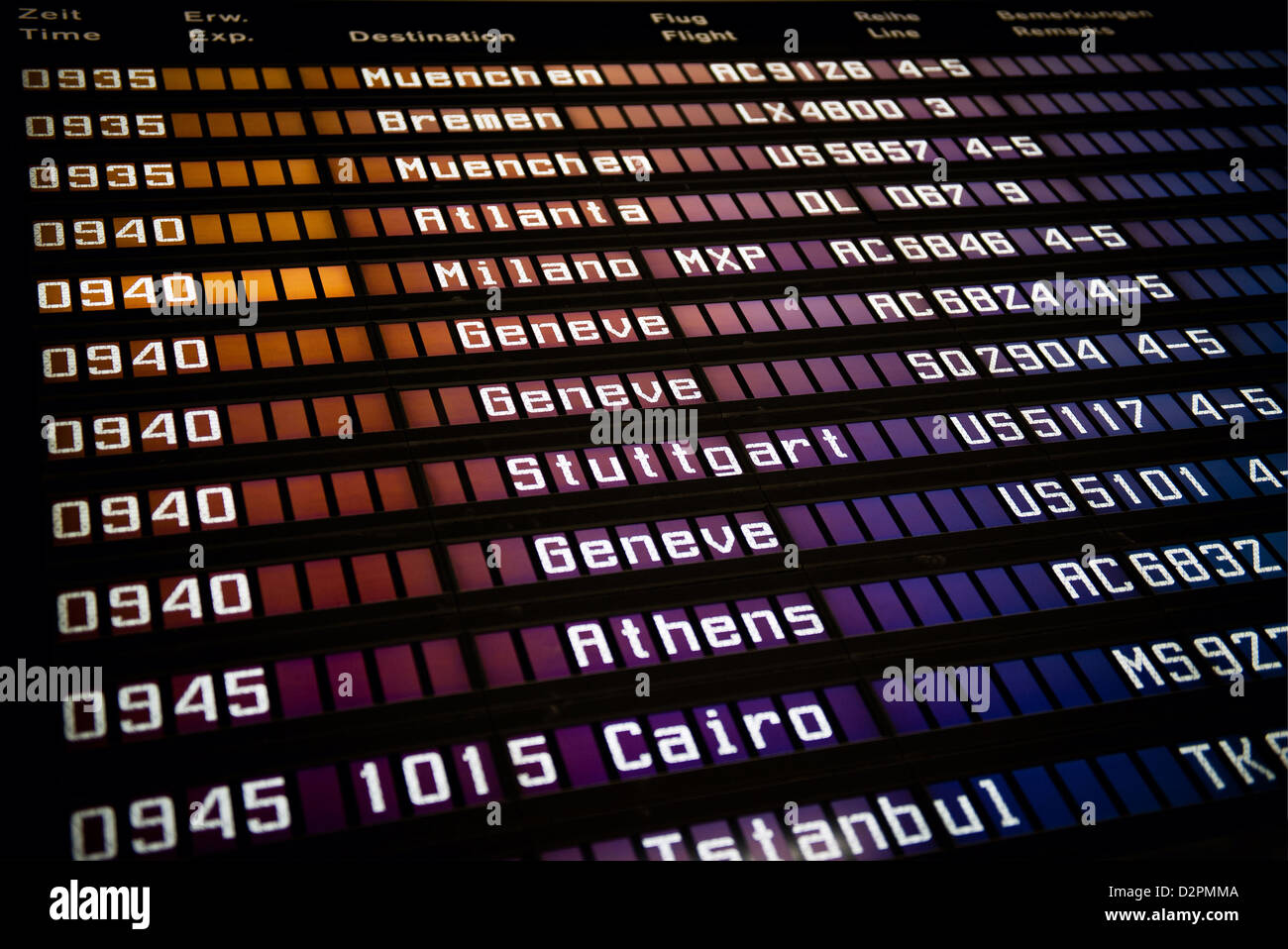 Aeroporto di display di partenza Foto Stock Aeroporto di display di partenza Foto Stock