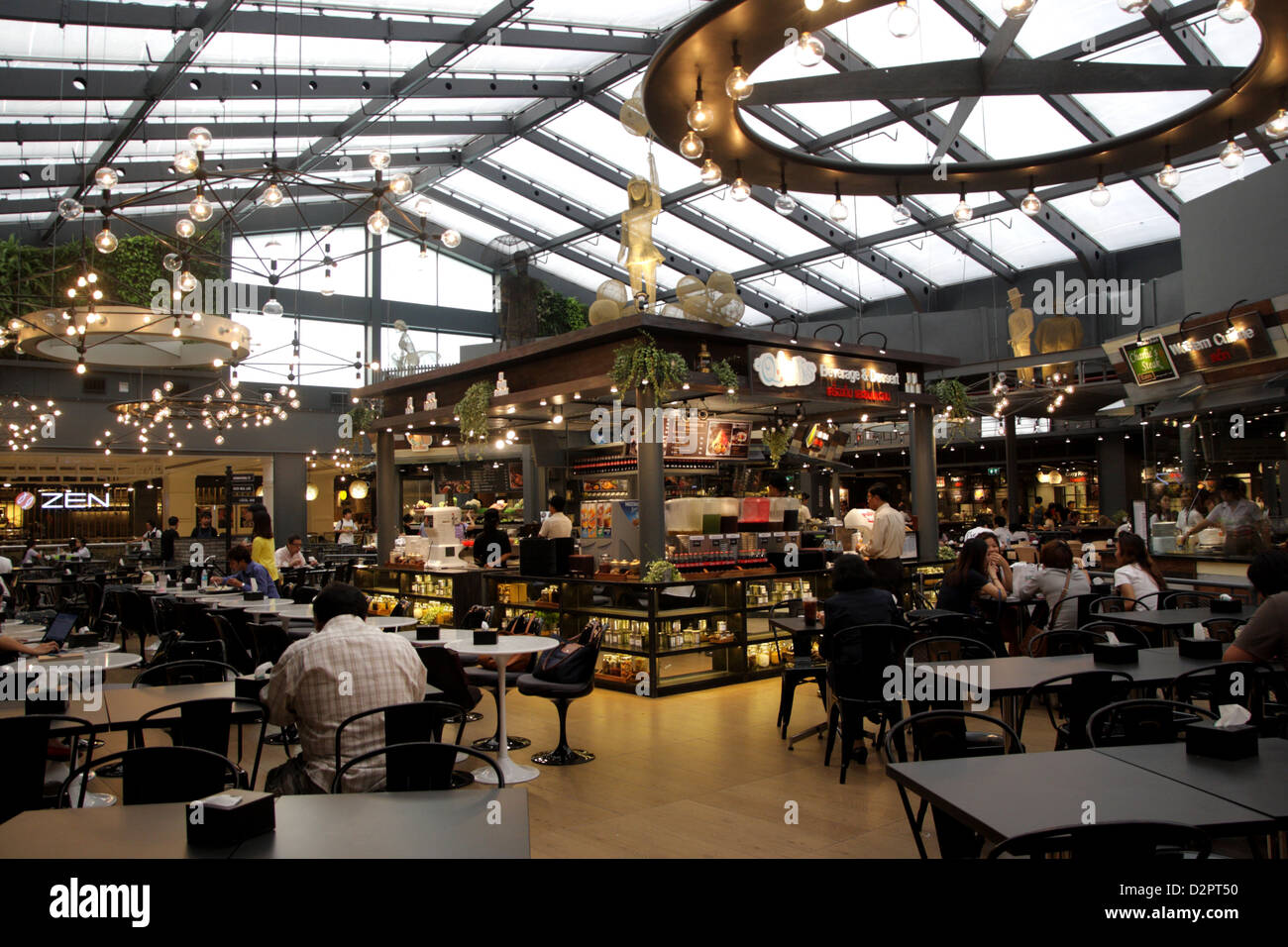 Food court in Siam Center complesso per lo Shopping , Bangkok , Thailandia Foto Stock