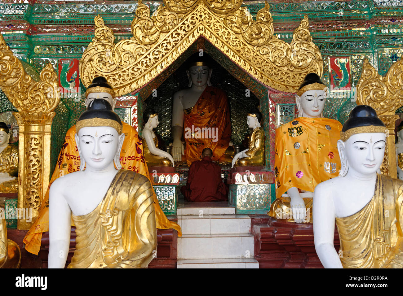 La Shwedagon pagoda Yangon (Rangoon), regione di Yangon, Repubblica dell'Unione di Myanmar (Birmania), Asia Foto Stock