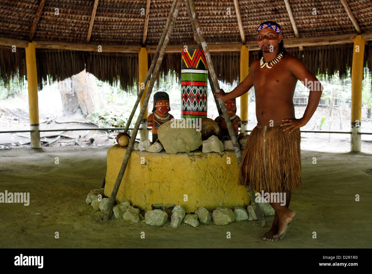 Il cerimoniale di casa del Pataxo popolo indiano alla Reserva Indigena da Jaqueira vicino a Porto Seguro, Bahia, Brasile Foto Stock