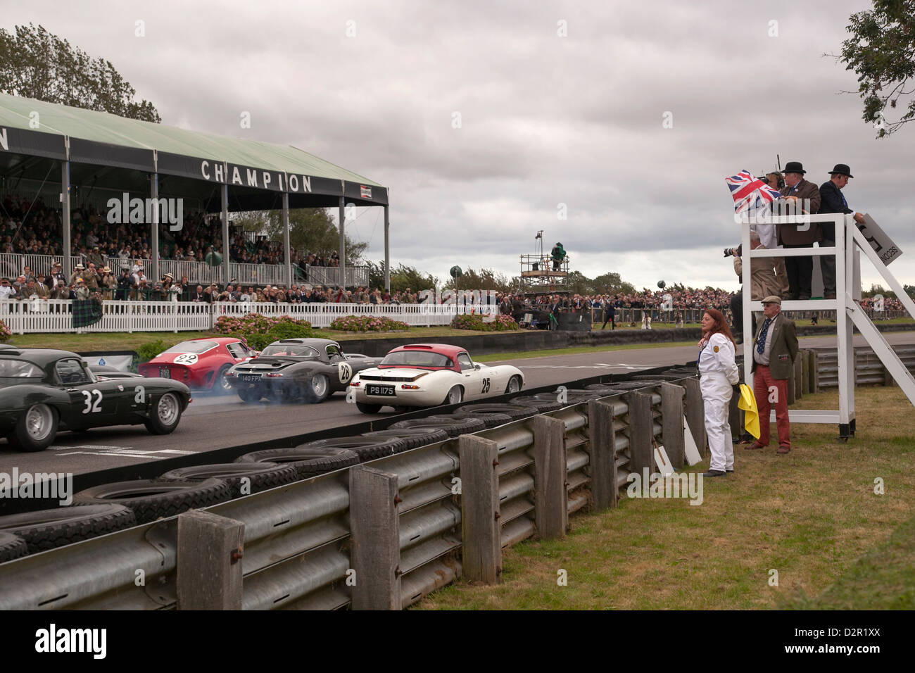 Inizio del TT sports car race Goodwood gara incontro Foto Stock