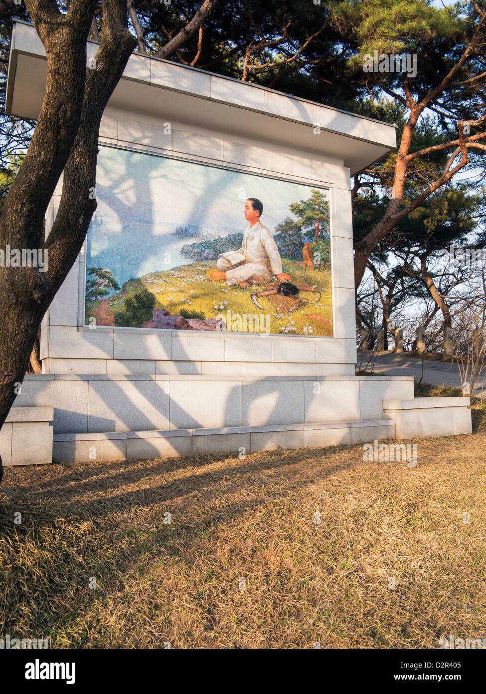 Foto di Kim Il Sung come un ragazzo, Mangyondae sito rivoluzionario, il luogo di nascita del Presidente Kim Il Sung, Pyongyang, Corea del Nord Foto Stock