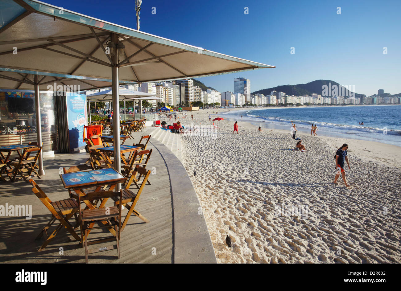 Beachside cafe, Copacabana, Rio de Janeiro, Brasile, Sud America Foto Stock