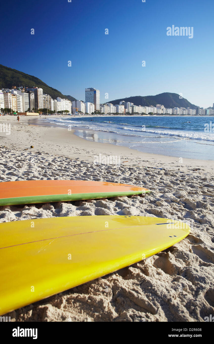 Sulla spiaggia di Copacabana, Rio de Janeiro, Brasile, Sud America Foto Stock
