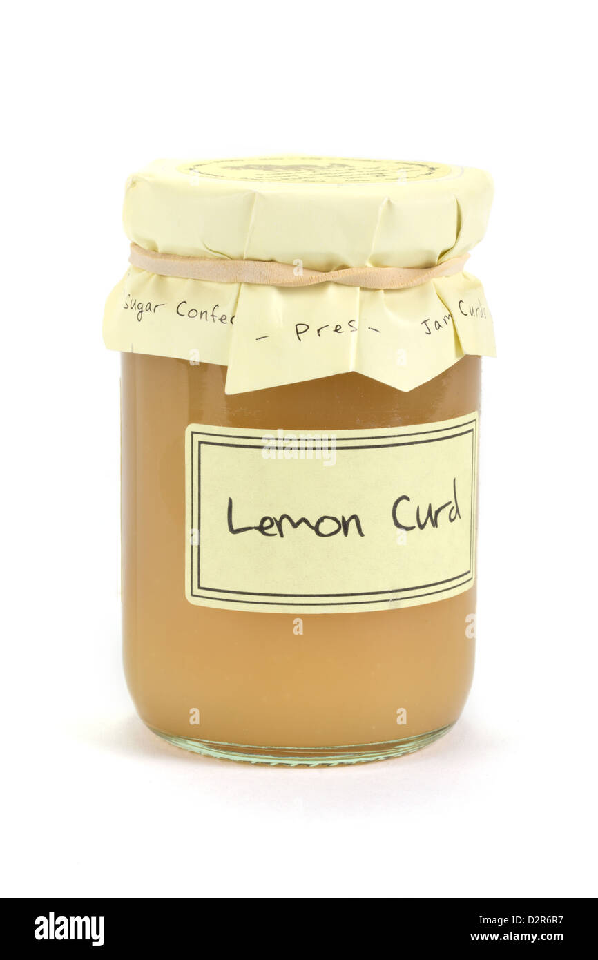 Vasetto di fatto in casa cagliata di limone su bianco Foto Stock