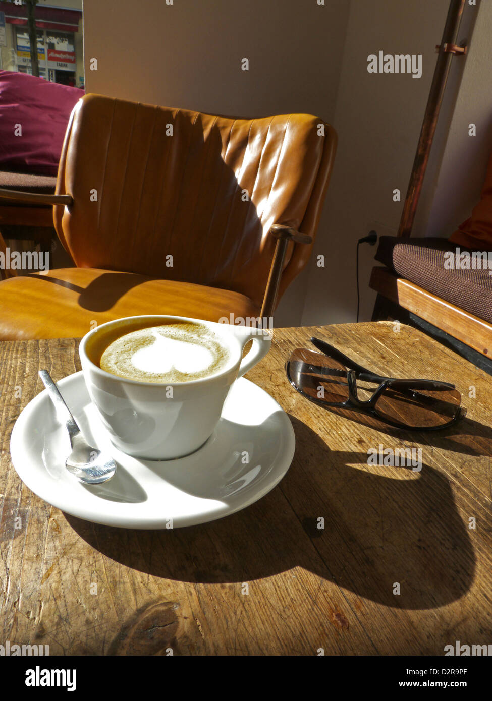 Germania Monaco di Baviera Bald Neu coffee shop cappucinno Foto Stock
