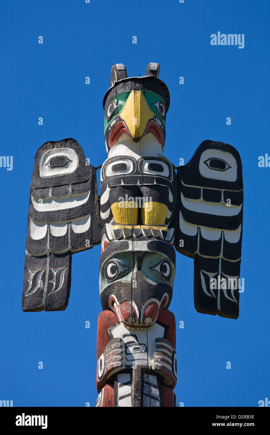 Il Totem Pole Thunderbird Park Victoria Vancouver Island British Columbia Canada Foto Stock
